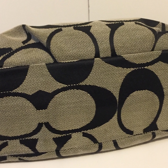 Coach Classic Black Logo Purse - Picture 3 of 5